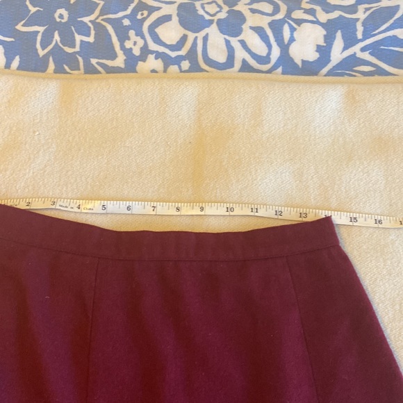Le chateau made in Canada mini skirt - Picture 10 of 10